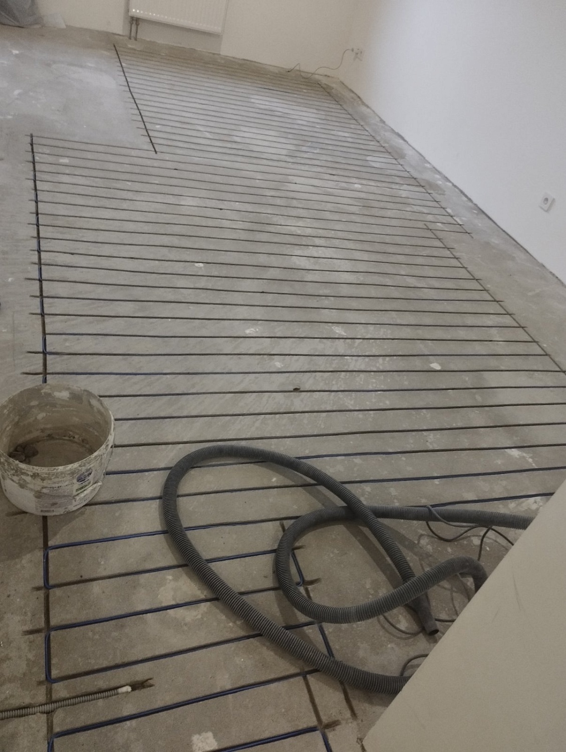 Монтаж электрических тёплых полов