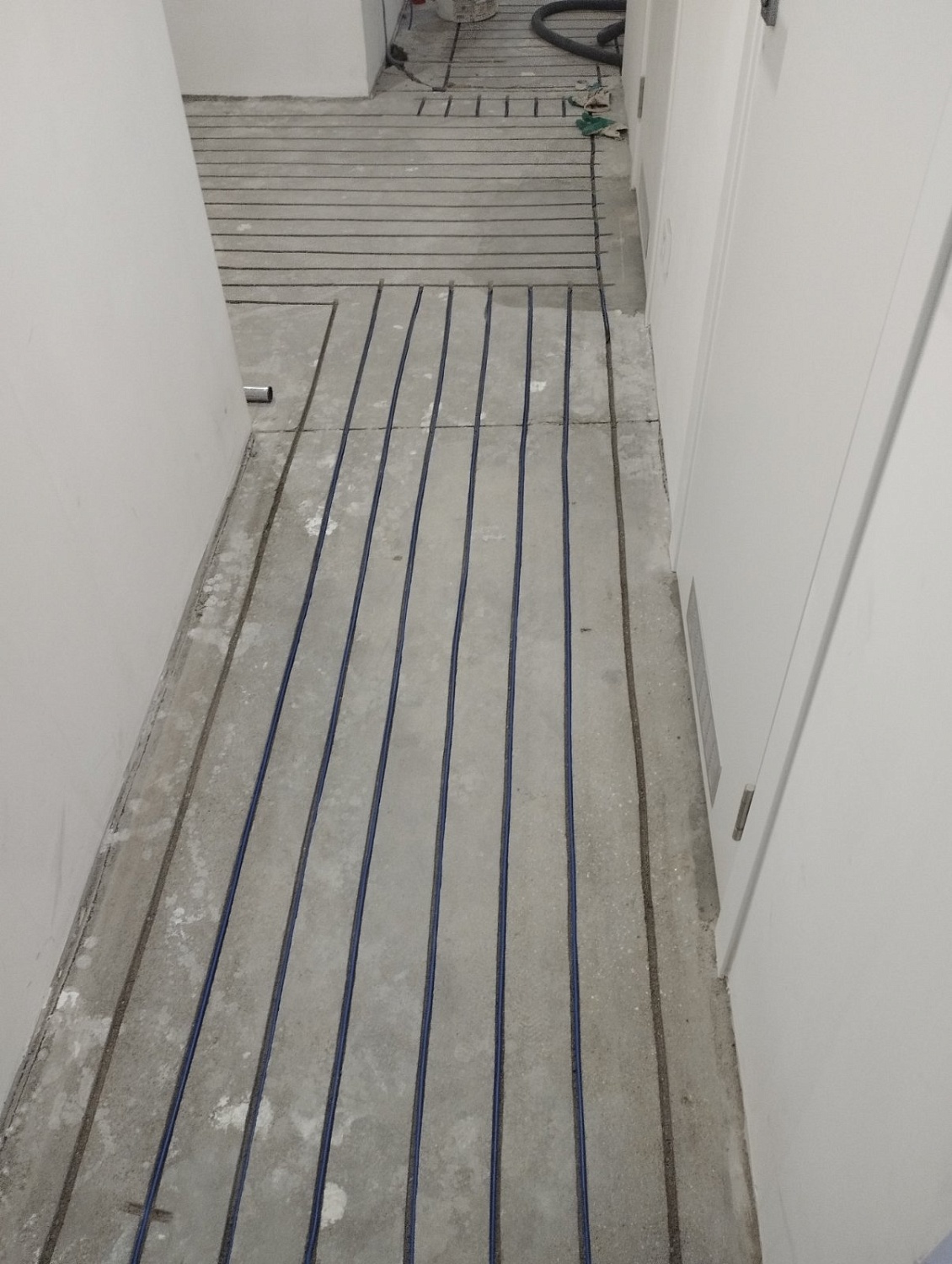 Монтаж электрических тёплых полов